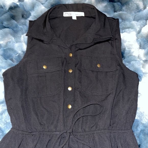 Black dress - Picture 2 of 6